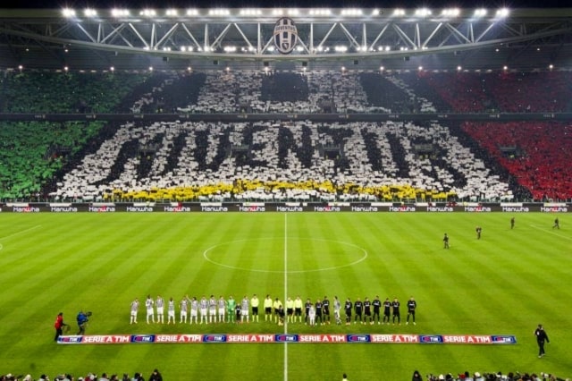 Altra coreografia allo Juventus Stadium