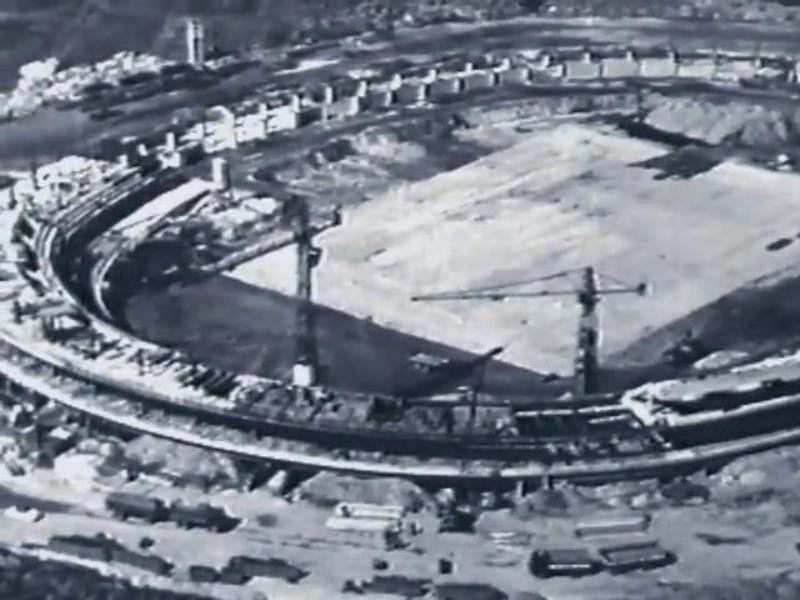 Lo stadio Bentegodi in costruzione