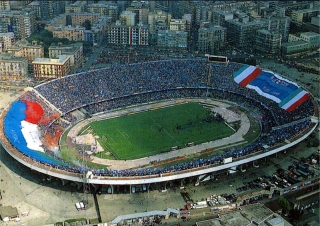 Lo Stadio San Paolo il 10 maggio 1987, giorno del primo scudetto del Napoli